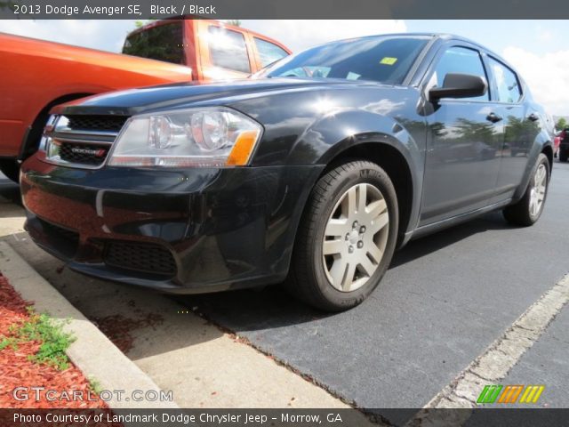 2013 Dodge Avenger SE in Black
