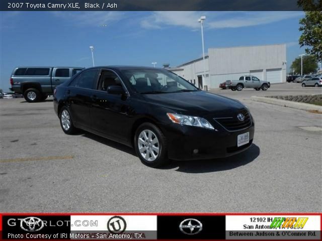 2007 Toyota Camry XLE in Black