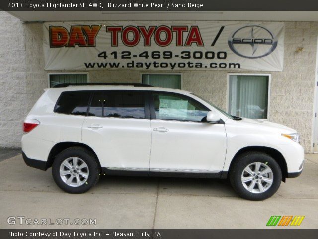 2013 Toyota Highlander SE 4WD in Blizzard White Pearl