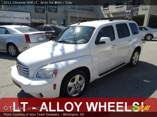 2011 Chevrolet HHR LT in Arctic Ice White