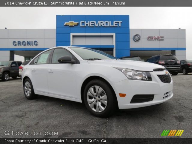2014 Chevrolet Cruze LS in Summit White
