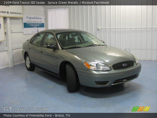 2004 Ford Taurus SES Sedan in Spruce Green Metallic