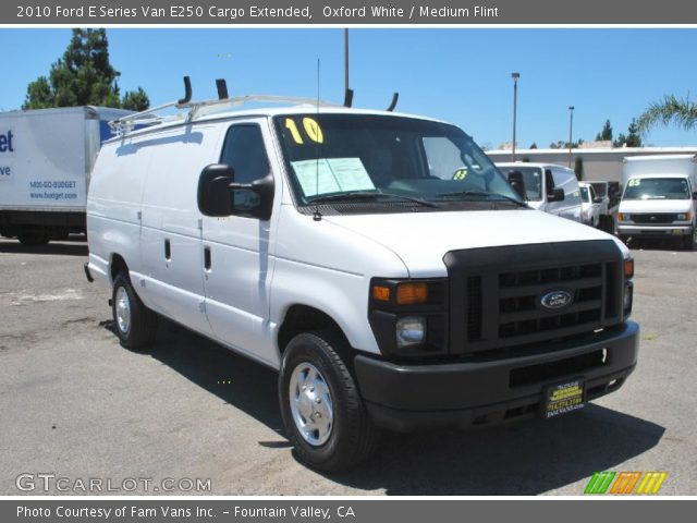 2010 Ford E Series Van E250 Cargo Extended in Oxford White