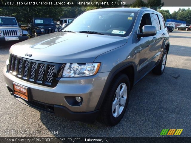 2013 Jeep Grand Cherokee Laredo 4x4 in Mineral Gray Metallic