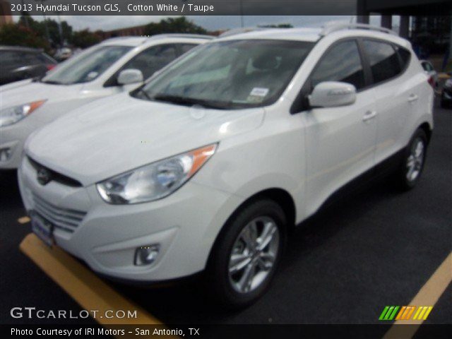 2013 Hyundai Tucson GLS in Cotton White