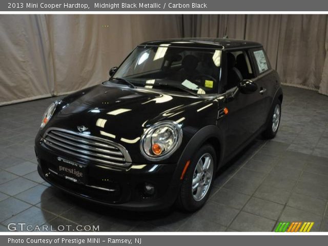 2013 Mini Cooper Hardtop in Midnight Black Metallic