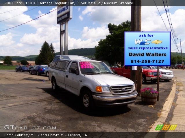 2004 Ford F150 XL Heritage Regular Cab in Silver Metallic