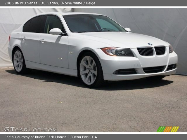 2006 BMW 3 Series 330i Sedan in Alpine White