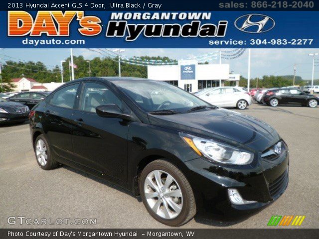 2013 Hyundai Accent GLS 4 Door in Ultra Black