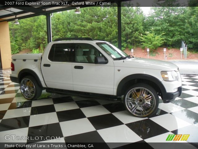 2007 Ford Explorer Sport Trac XLT in Oxford White