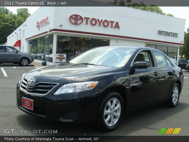2011 Toyota Camry LE in Black