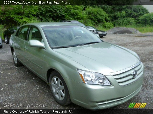 2007 Toyota Avalon XL in Silver Pine Pearl