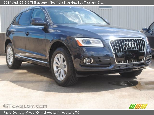 2014 Audi Q5 2.0 TFSI quattro in Moonlight Blue Metallic