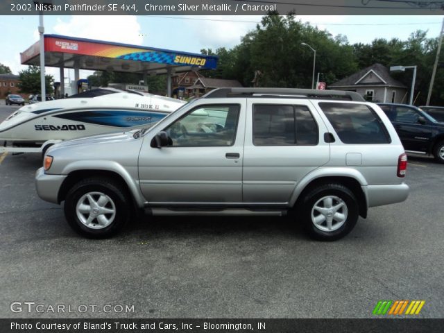 2002 Nissan Pathfinder SE 4x4 in Chrome Silver Metallic