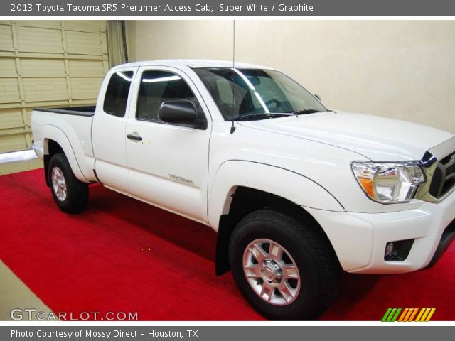 2013 Toyota Tacoma SR5 Prerunner Access Cab in Super White