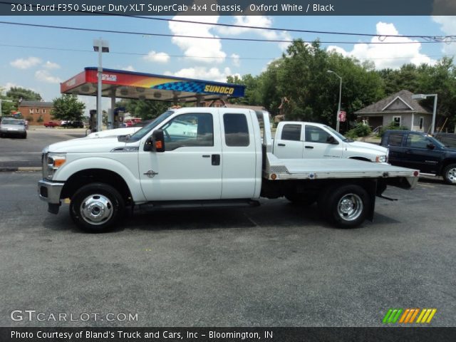 2011 Ford F350 Super Duty XLT SuperCab 4x4 Chassis in Oxford White