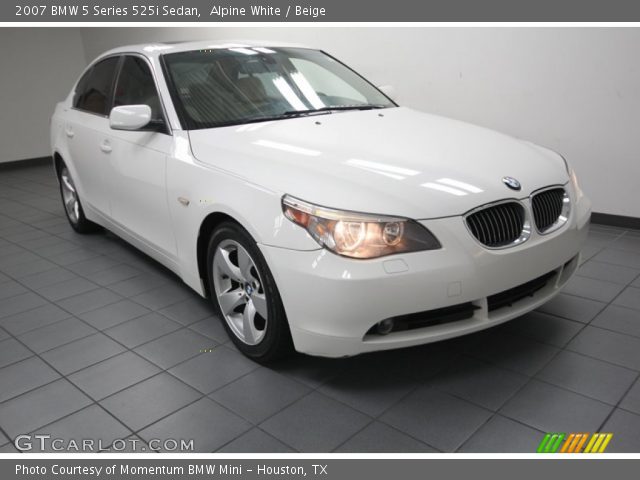 2007 BMW 5 Series 525i Sedan in Alpine White