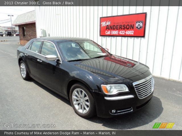 2013 Chrysler 300 C in Gloss Black