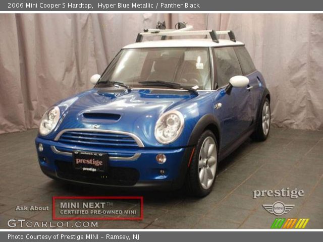 2006 Mini Cooper S Hardtop in Hyper Blue Metallic