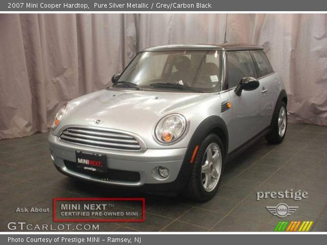 2007 Mini Cooper Hardtop in Pure Silver Metallic