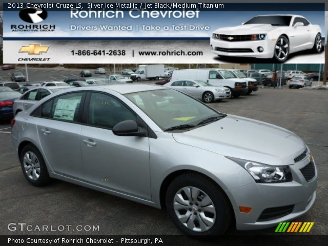 2013 Chevrolet Cruze LS in Silver Ice Metallic