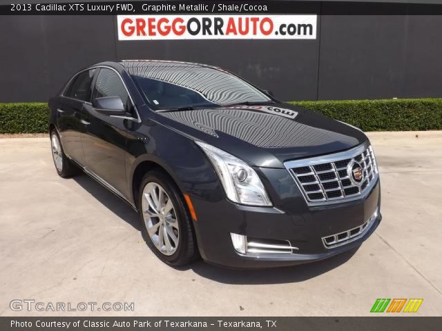 2013 Cadillac XTS Luxury FWD in Graphite Metallic