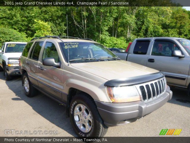 2001 Jeep Grand Cherokee Laredo 4x4 in Champagne Pearl