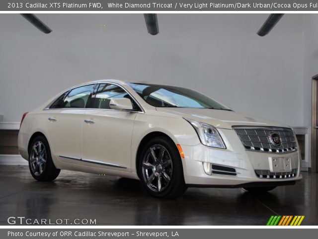 2013 Cadillac XTS Platinum FWD in White Diamond Tricoat