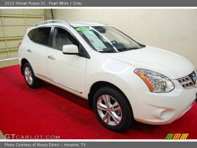 2013 Nissan Rogue SV in Pearl White