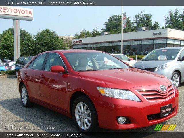 2011 Toyota Camry XLE in Barcelona Red Metallic