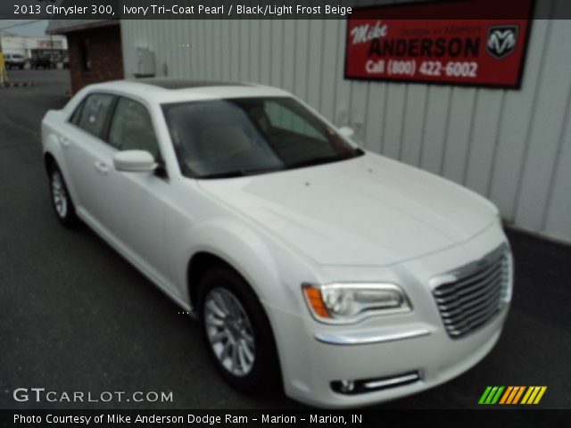 2013 Chrysler 300  in Ivory Tri-Coat Pearl