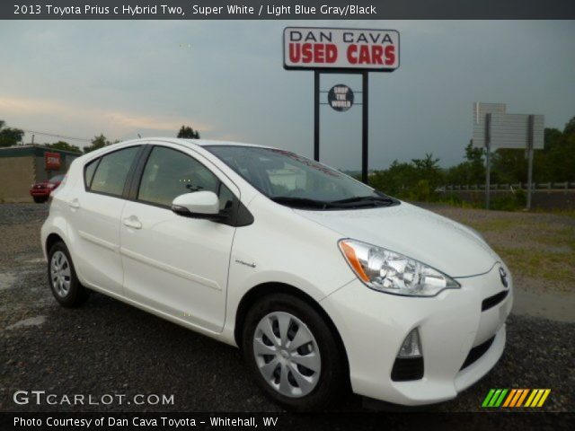 2013 Toyota Prius c Hybrid Two in Super White