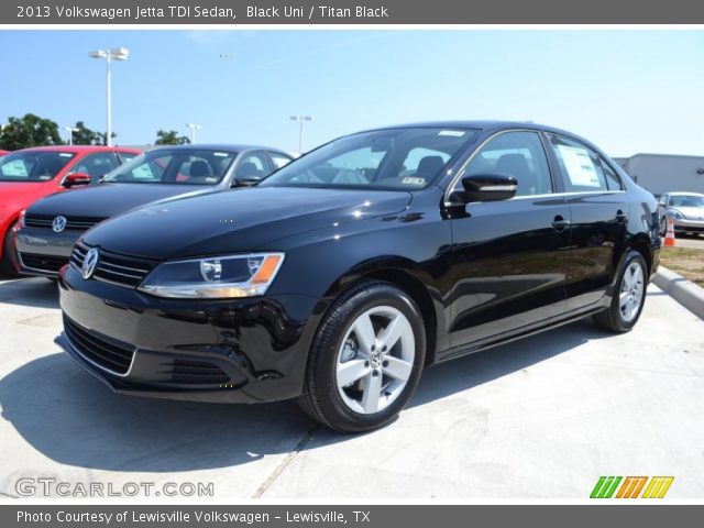 2013 Volkswagen Jetta TDI Sedan in Black Uni