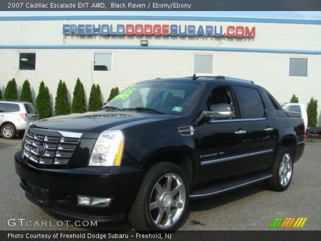 2007 Cadillac Escalade EXT AWD in Black Raven