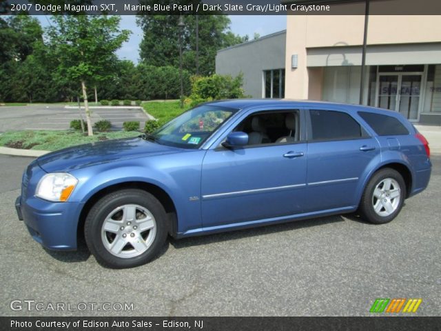 2007 Dodge Magnum SXT in Marine Blue Pearl