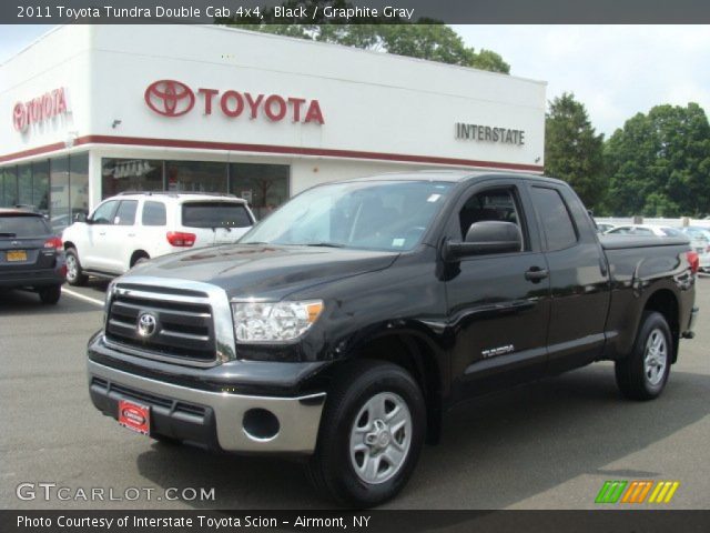 2011 Toyota Tundra Double Cab 4x4 in Black