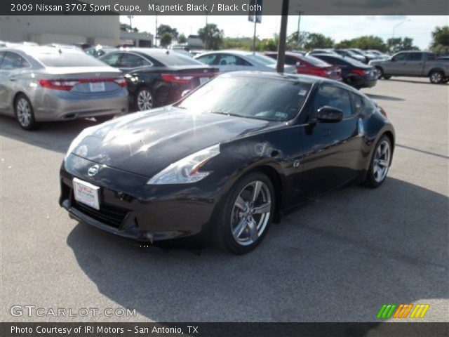 2009 Nissan 370Z Sport Coupe in Magnetic Black