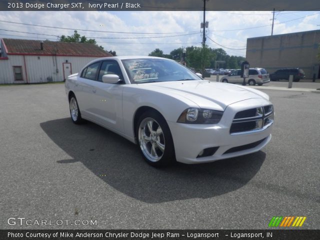 2013 Dodge Charger SXT in Ivory Pearl