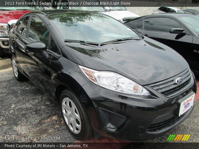 2013 Ford Fiesta S Sedan in Tuxedo Black