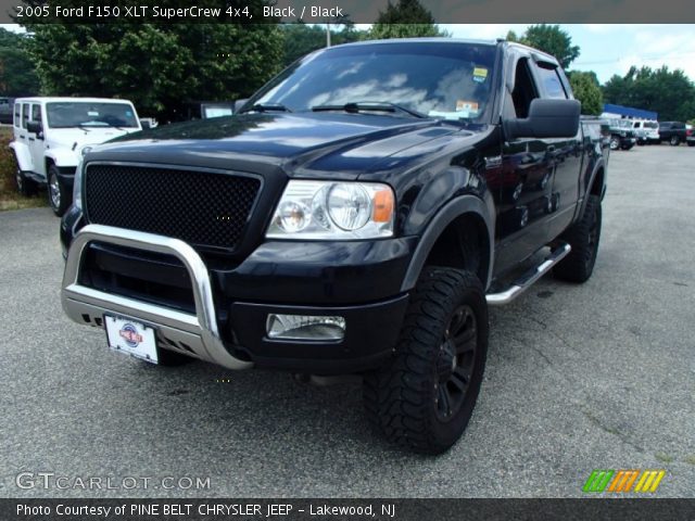 2005 Ford F150 XLT SuperCrew 4x4 in Black
