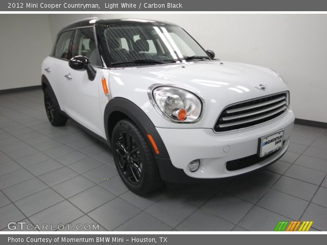 2012 Mini Cooper Countryman in Light White