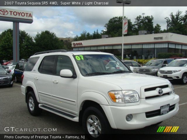2007 Toyota Sequoia SR5 4WD in Super White