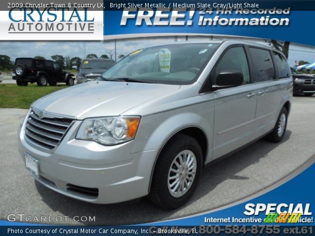 2009 Chrysler Town & Country LX in Bright Silver Metallic