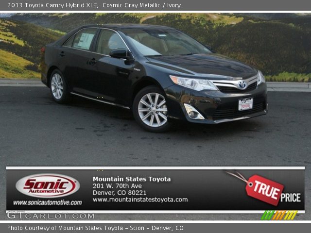 2013 Toyota Camry Hybrid XLE in Cosmic Gray Metallic