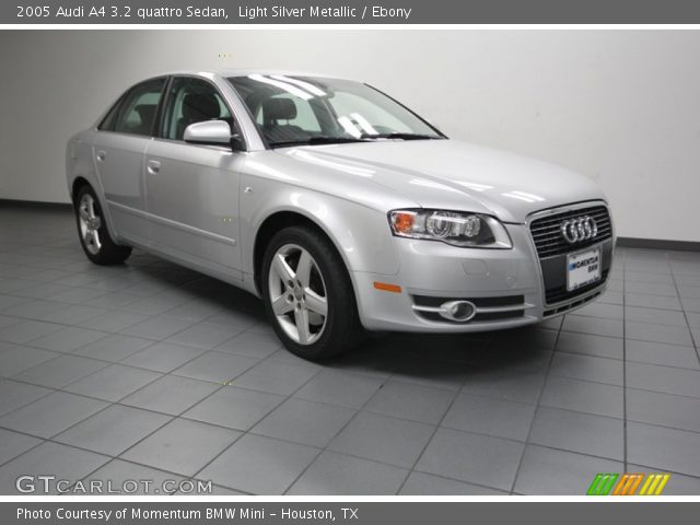 2005 Audi A4 3.2 quattro Sedan in Light Silver Metallic