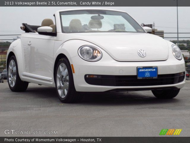 2013 Volkswagen Beetle 2.5L Convertible in Candy White
