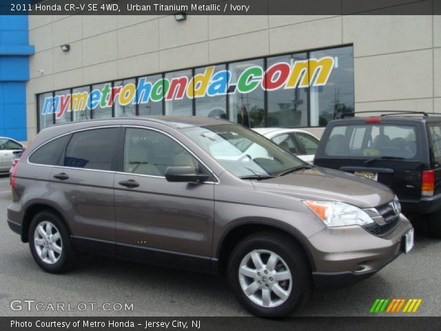 2011 Honda CR-V SE 4WD in Urban Titanium Metallic