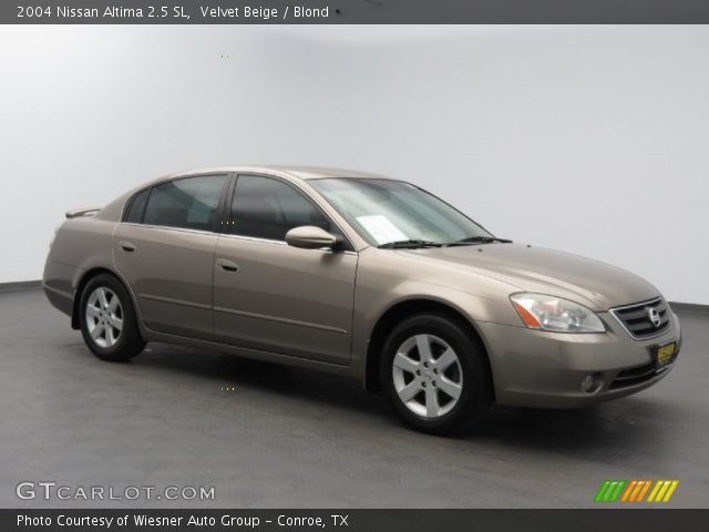 2004 Nissan Altima 2.5 SL in Velvet Beige