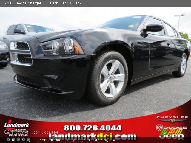 2013 Dodge Charger SE in Pitch Black