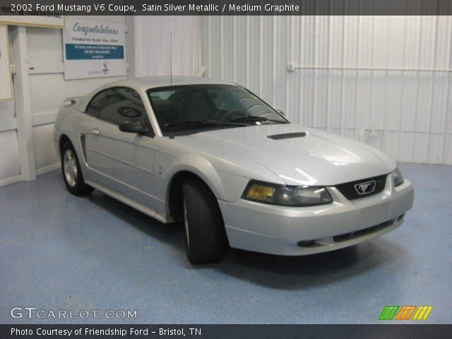 2002 Ford Mustang V6 Coupe in Satin Silver Metallic
